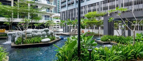 LÀgenhet - 1 kingsize-sÀng | Pool | Utomhuspool