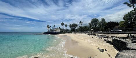 Am Strand, Liegestühle, Strandtücher