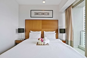 City Apartment | 2 bedrooms, iron/ironing board, free WiFi, bed sheets