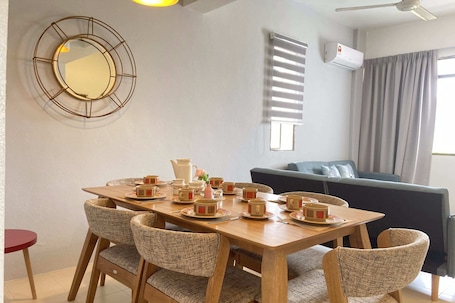 公寓, 3 间卧室 | 私人厨房 | 冰箱、微波炉、炉灶