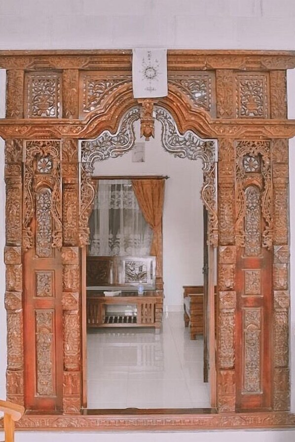 Caja de seguridad en la habitación, escritorio y wifi gratis