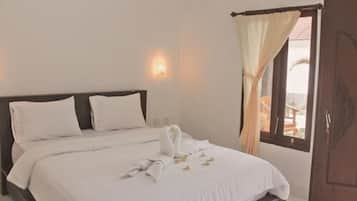 Habitación estándar doble, 1 cama doble, vistas al jardín | Caja fuerte, escritorio, wifi gratis y ropa de cama