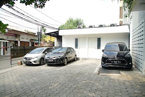 Free self-parking