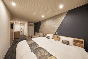 Zweibettzimmer (with Extra Bed)