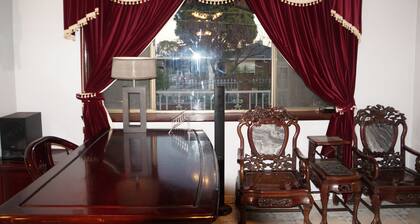 Katie's Antique House