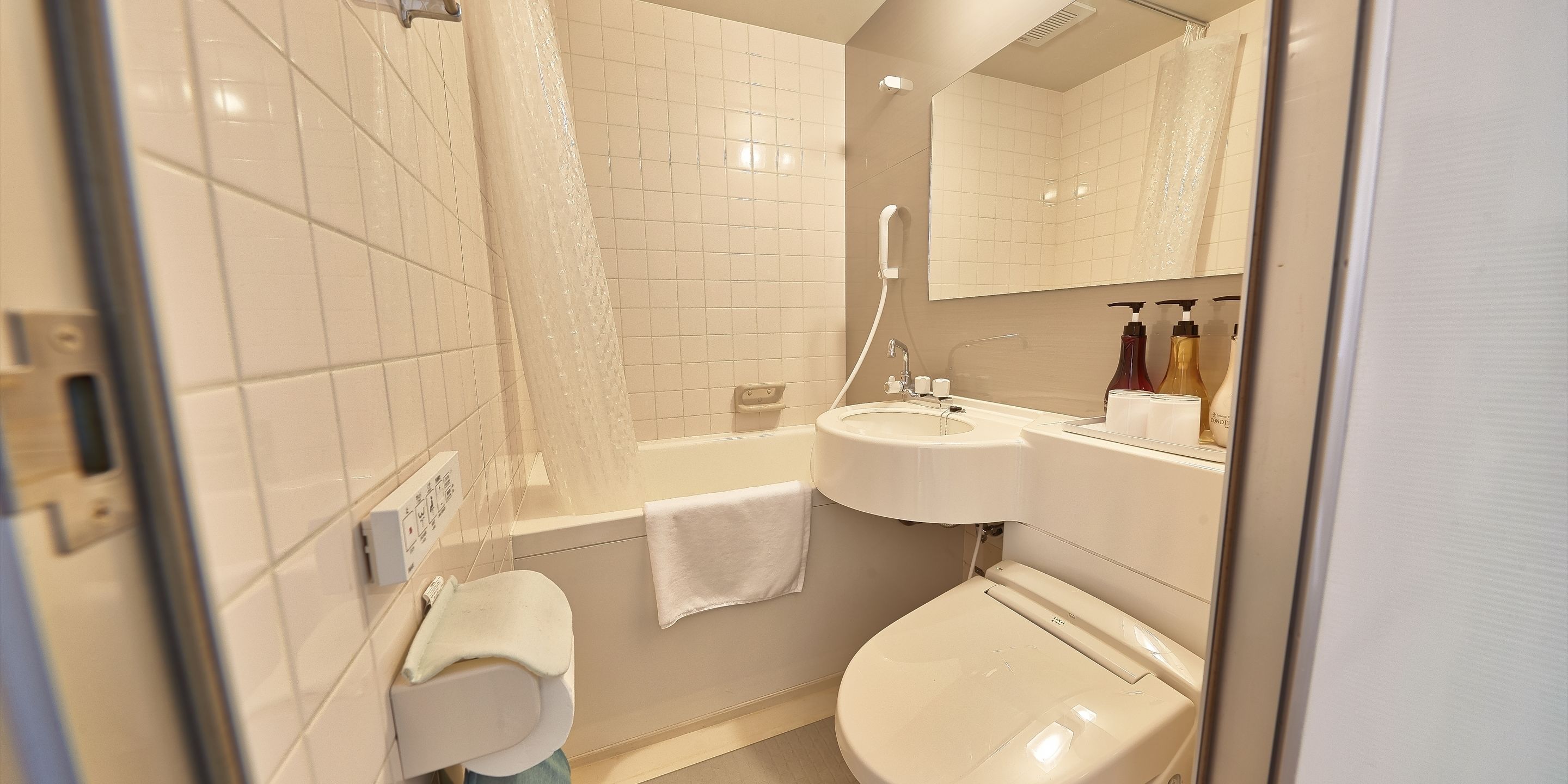 western style room, 1 double bed | hypo-allergenic bedding, desk, bed sheets