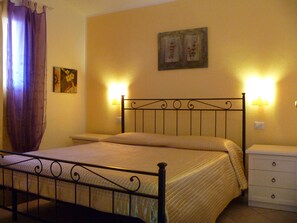 2 bedrooms, in-room safe, iron/ironing board, travel crib