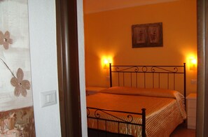2 camere, una cassaforte in camera, ferro/asse da stiro