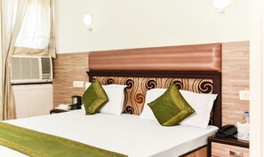 Desk, rollaway beds, free WiFi, bed sheets