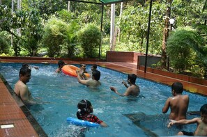 Outdoor pool - Little Home Resort (Vythiri)