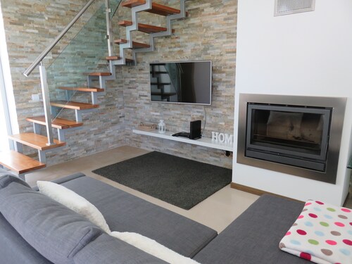 Alfarim House - close to Meco beach and Sesimbra