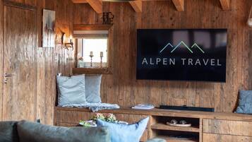 Chalet, Bergblick (Der Elch) | Wohnbereich | Flachbildfernseher, Fußbodenheizung