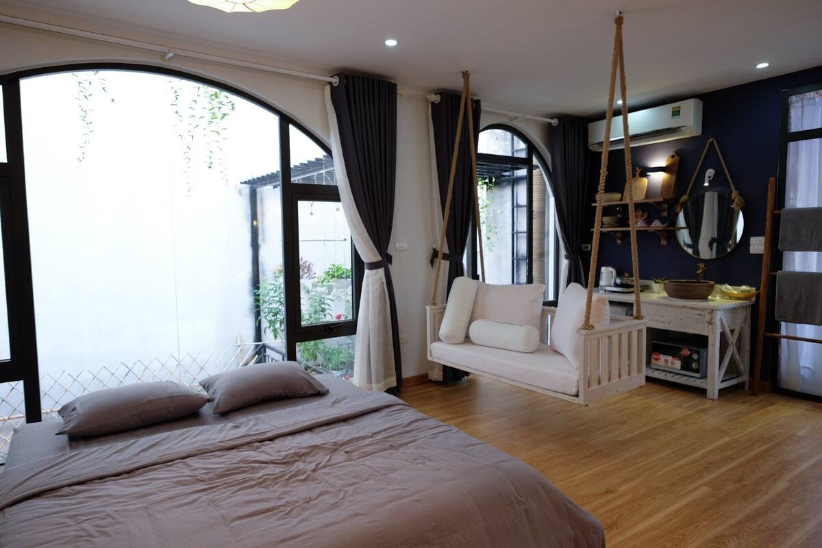 Habitación Deluxe, 1 cama King size | Minibar, escritorio, cortinas blackout y insonorización