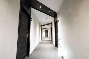 Hallway - Feng Chi Inn (Taitung)