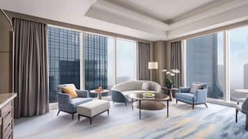 Executive Suite King Room | 1 bedroom, down comforters, minibar, in-room safe