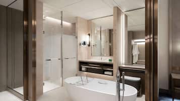 1 chambre, couette en duvet d'oie, minibar