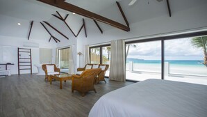 Villa familiar, 5 habitaciones | Vista a la playa o el mar