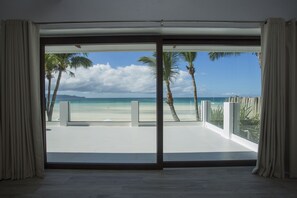 Balcony view - Robinson Beach House (Boracay Island)