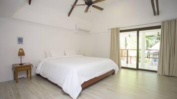 5 bedrooms, in-room safe, iron/ironing board (on request), free WiFi