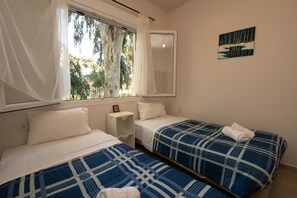 1 bedroom, iron/ironing board, WiFi