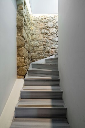 Penthouse, 1 Queen Bed, Hill View | In-room safe, individually decorated, individually furnished - 24K Athena Suites (Athens)