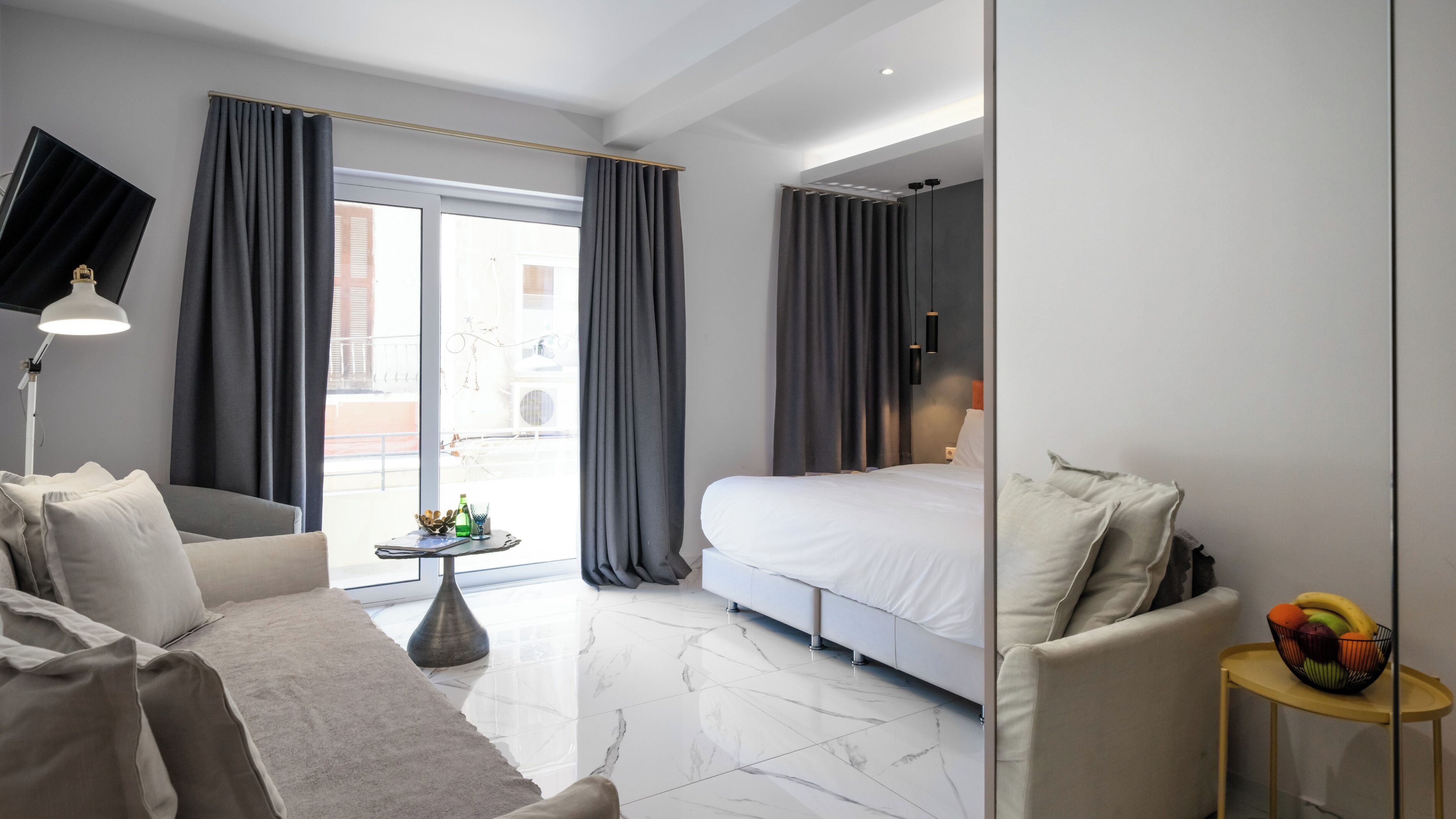 Standardlejlighed - 1 queensize-seng med sovesofa - byudsigt | Pengeskab på værelset, individuelt design, individuel indretning