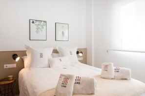 3 slaapkamers, geluiddichte muren, een strijkplank/strijkijzer