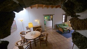 Smart-TV, peis, fotballspill og bøker