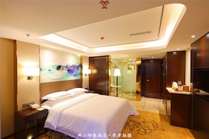 In-room safe, desk, blackout curtains, free WiFi