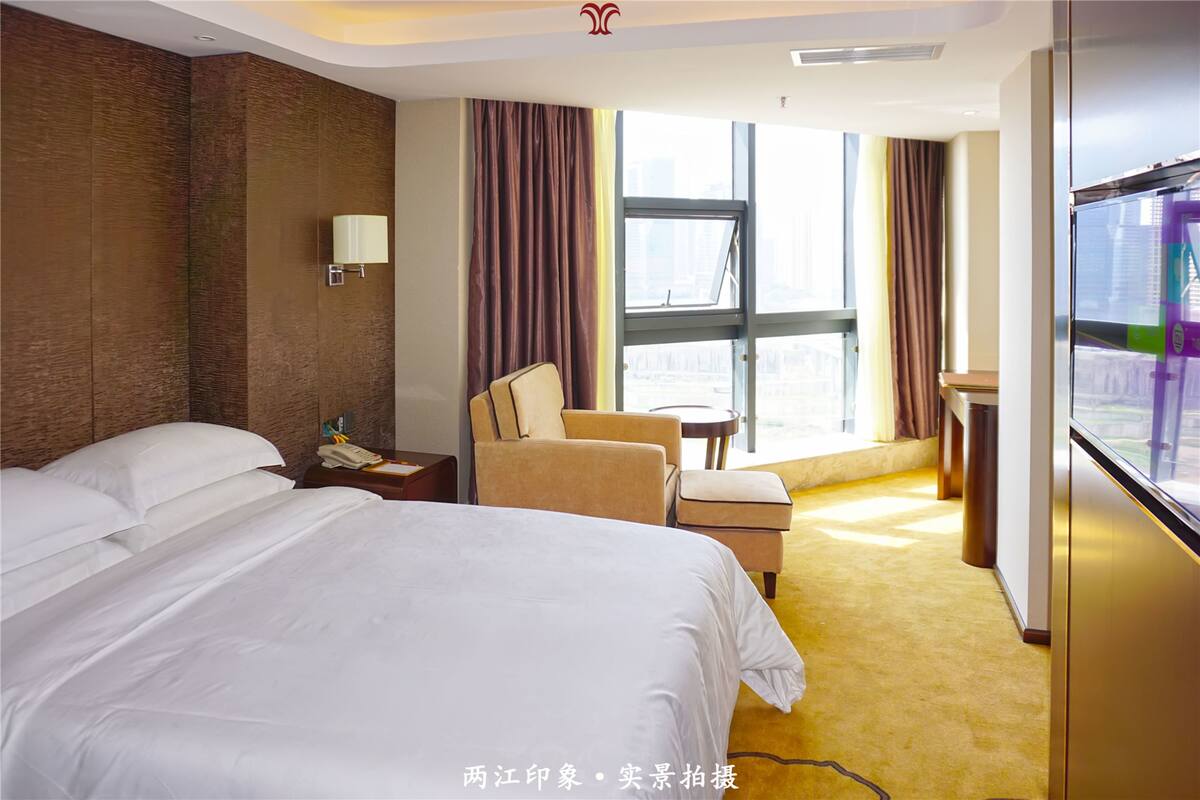 In-room safe, desk, blackout curtains, free WiFi