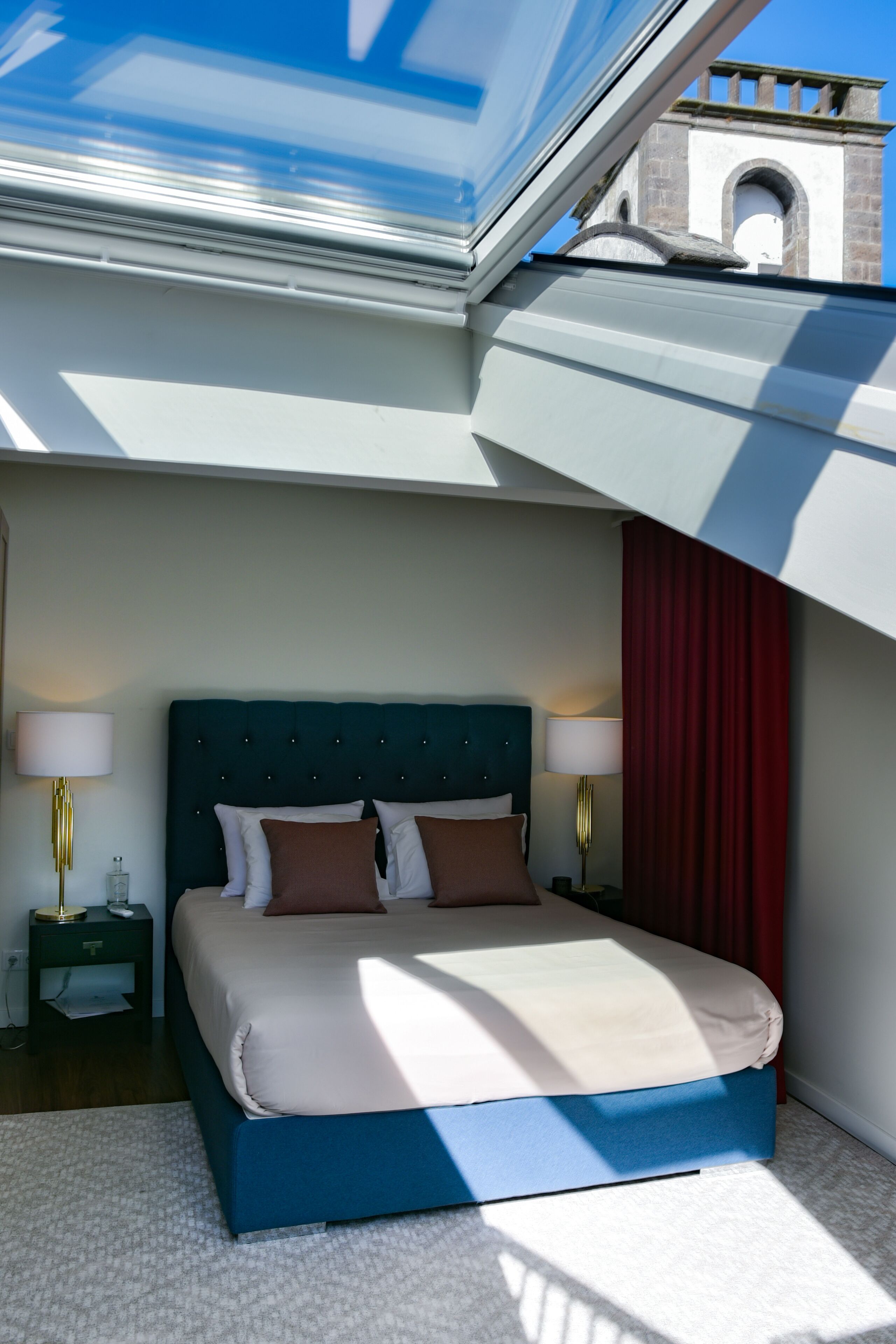 Double Room, 1 Queen Bed (Neutral) | Individually decorated, individually furnished, desk, blackout curtains