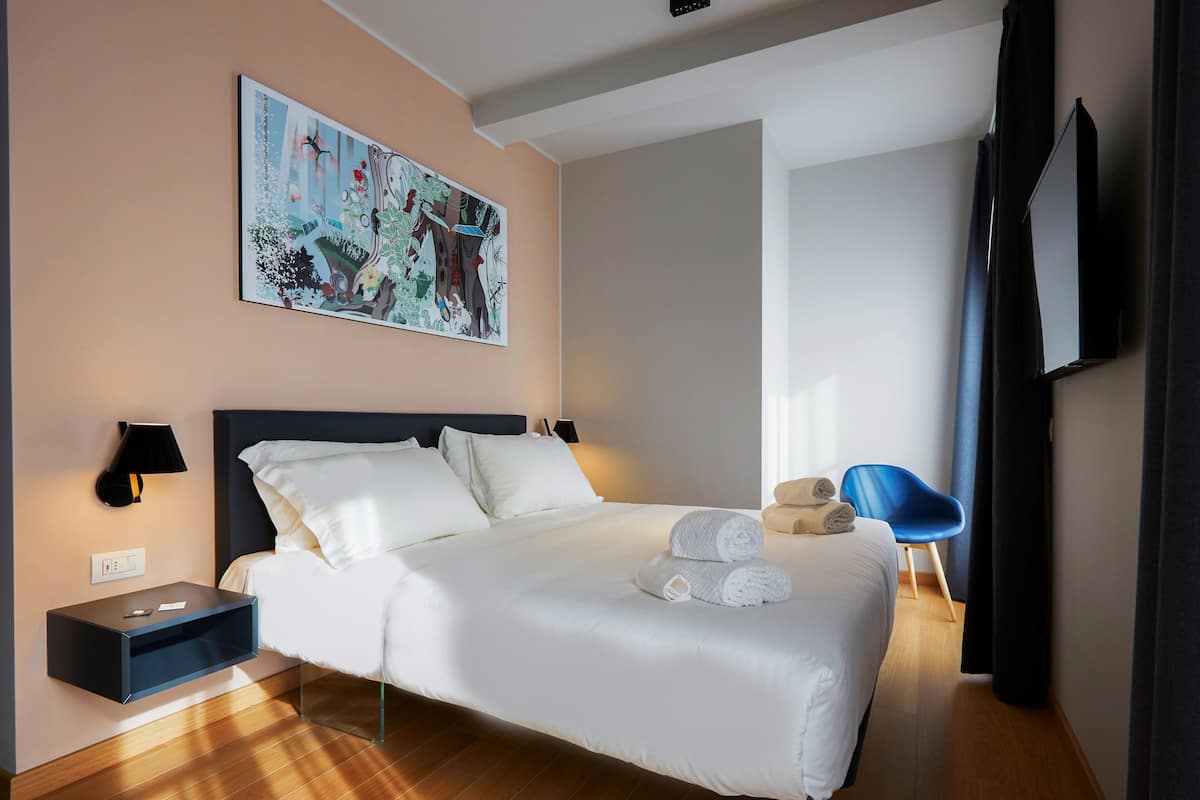 Creator - King Size Bed | 2 bedrooms, premium bedding, down duvets, pillow-top beds