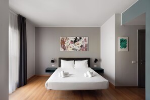 Wizard - Triple Room (Free Minibar) | 高級寢具、羽絨被、特厚豪華床墊、房內夾萬