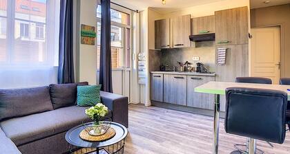 The terrace * Appart 5 pers. * hypercentre * Parking