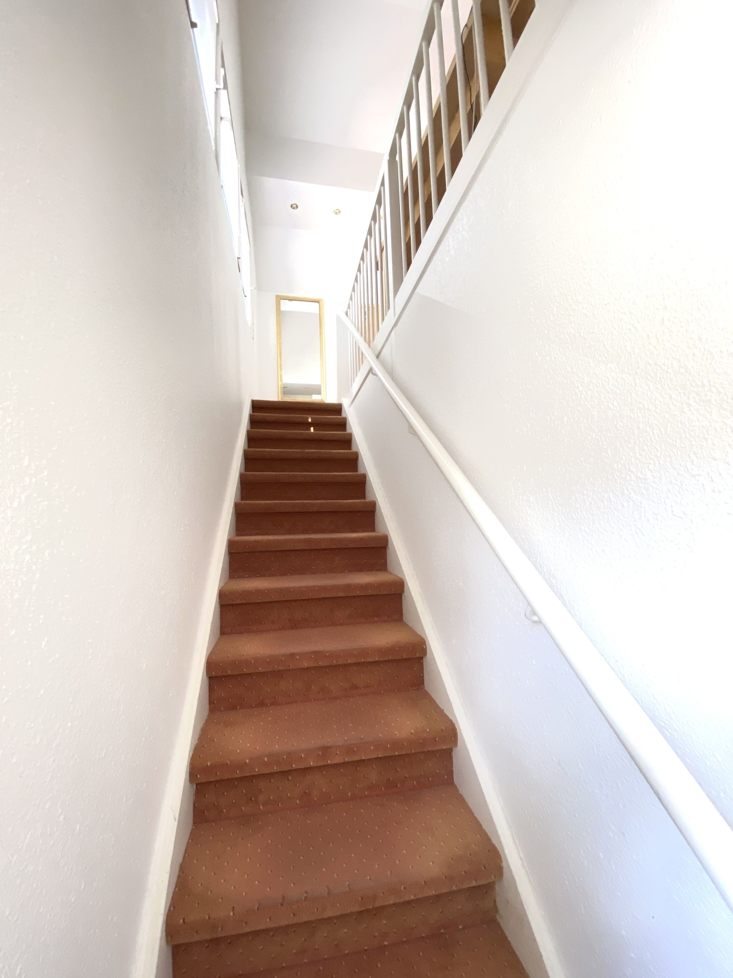 apartment (09) | living area | flat-screen tv