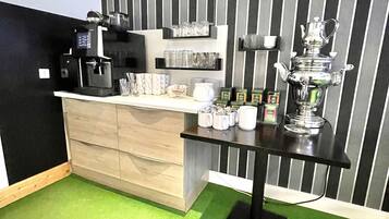 Tägliches inbegriffenes Frühstücksbuffet