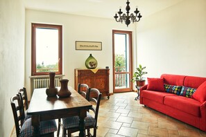 Familieleilighet, 1 soverom, byutsikt | Oppholdsområde