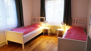 Basic Triple Room | Hypo-allergenic bedding, free WiFi, bed sheets