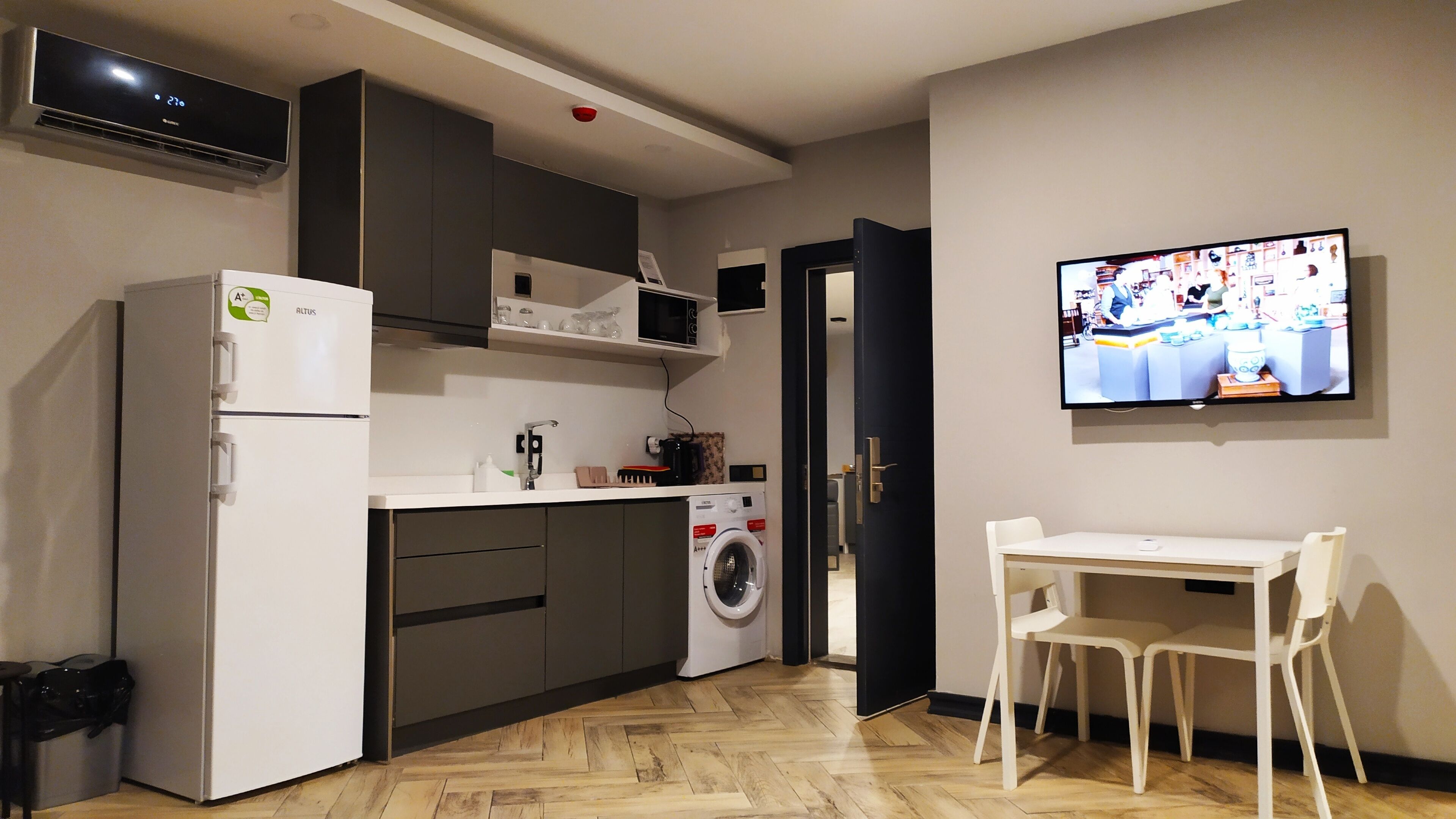 Photo - Meyde Boutique Suites