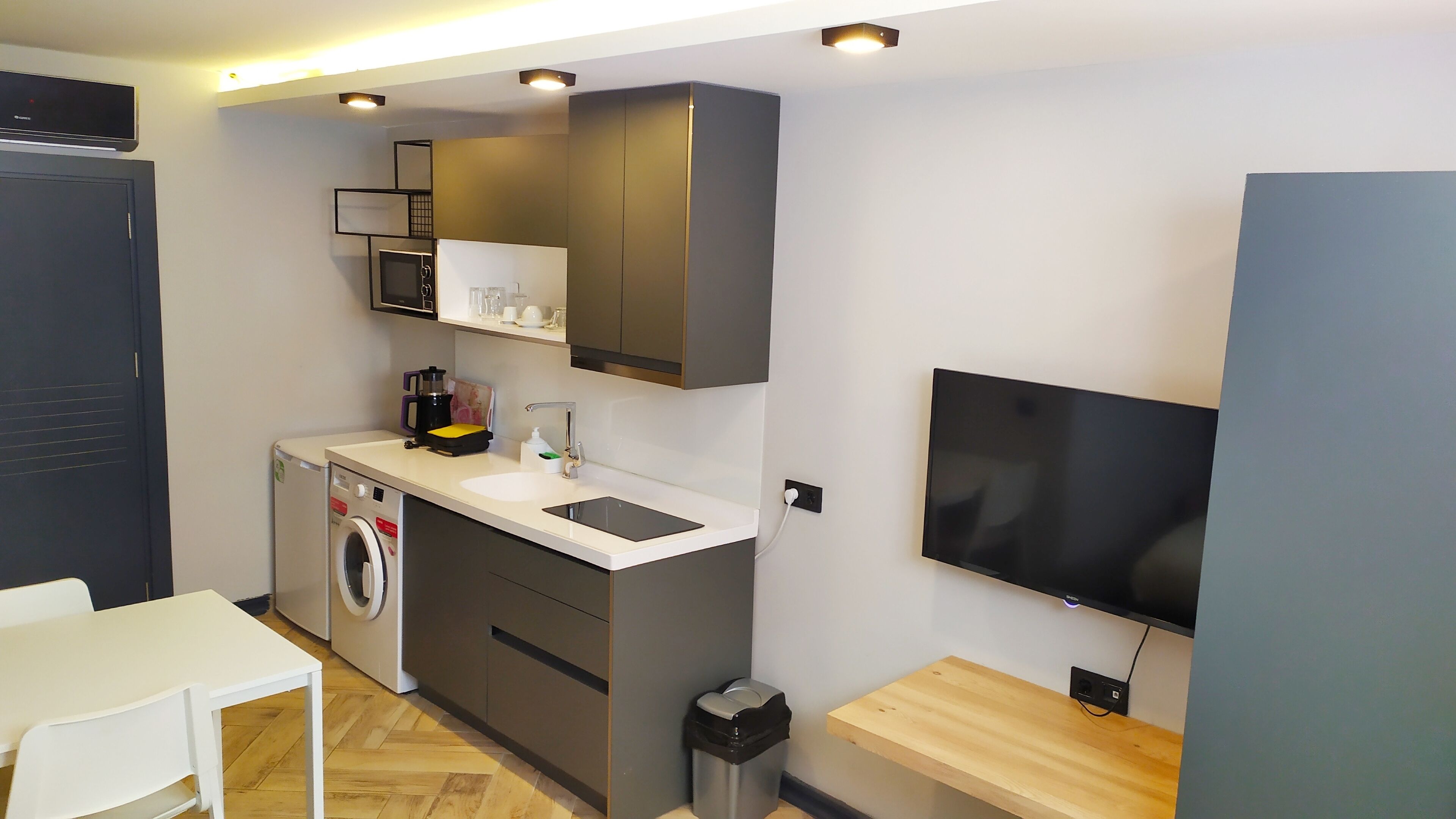 Photo - Meyde Boutique Suites