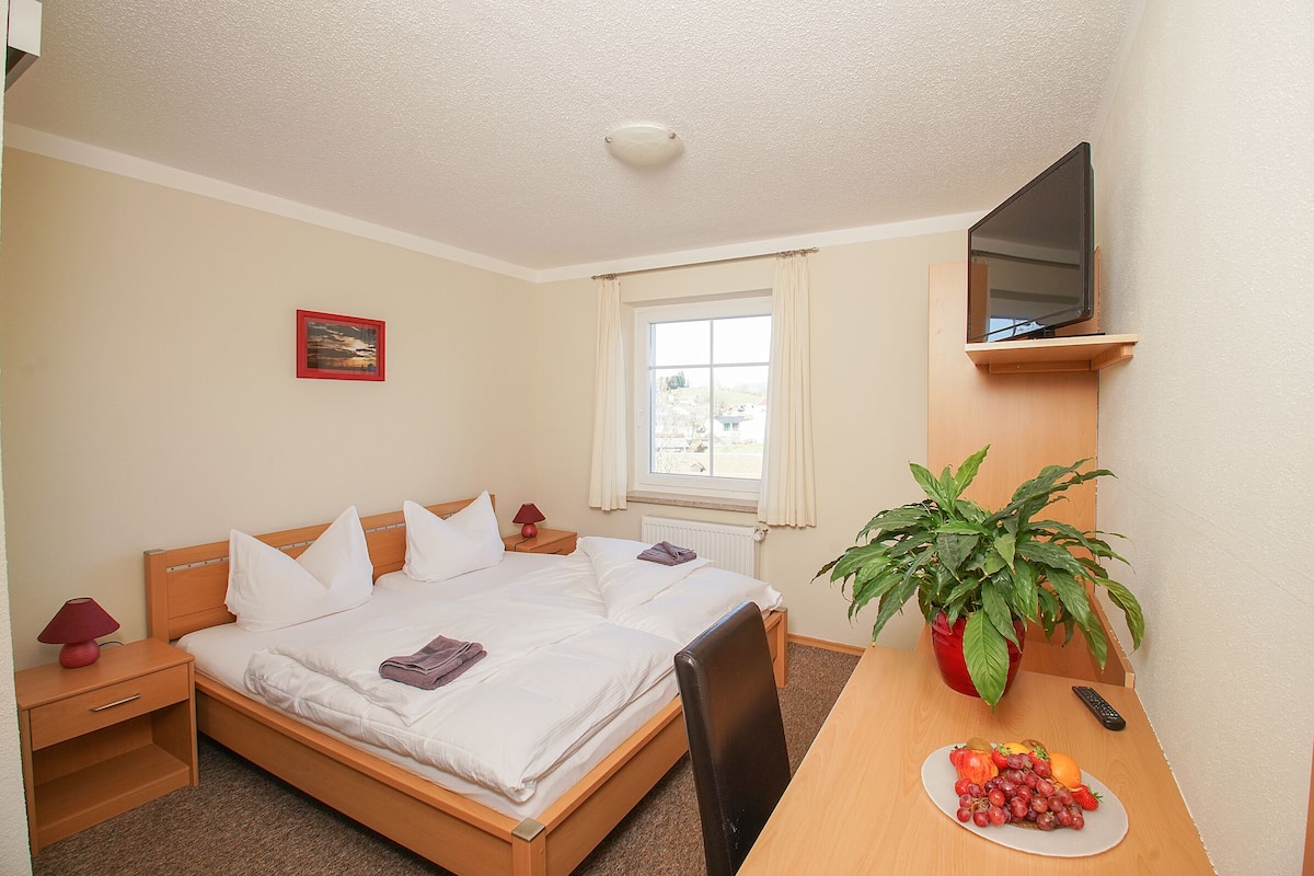 Double Room | Free WiFi