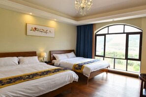 Villa | 10 Schlafzimmer, Schreibtisch, Verdunkelungsvorhänge, kostenloses WLAN