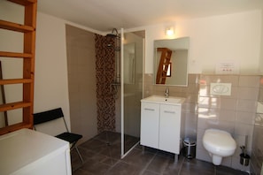 Apartament, 3 dormitoris (Les Pennes Nr4) | Bany | Dutxa i tovalloles 