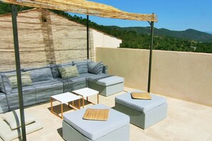 Sun deck - Hameau des Claudins (Plan-de-la-Tour)