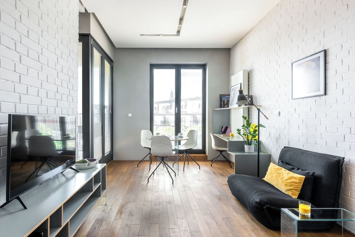 Comfort Apartment, Balcony, Courtyard View | Hypo-allergenic bedding, individually decorated, individually furnished
