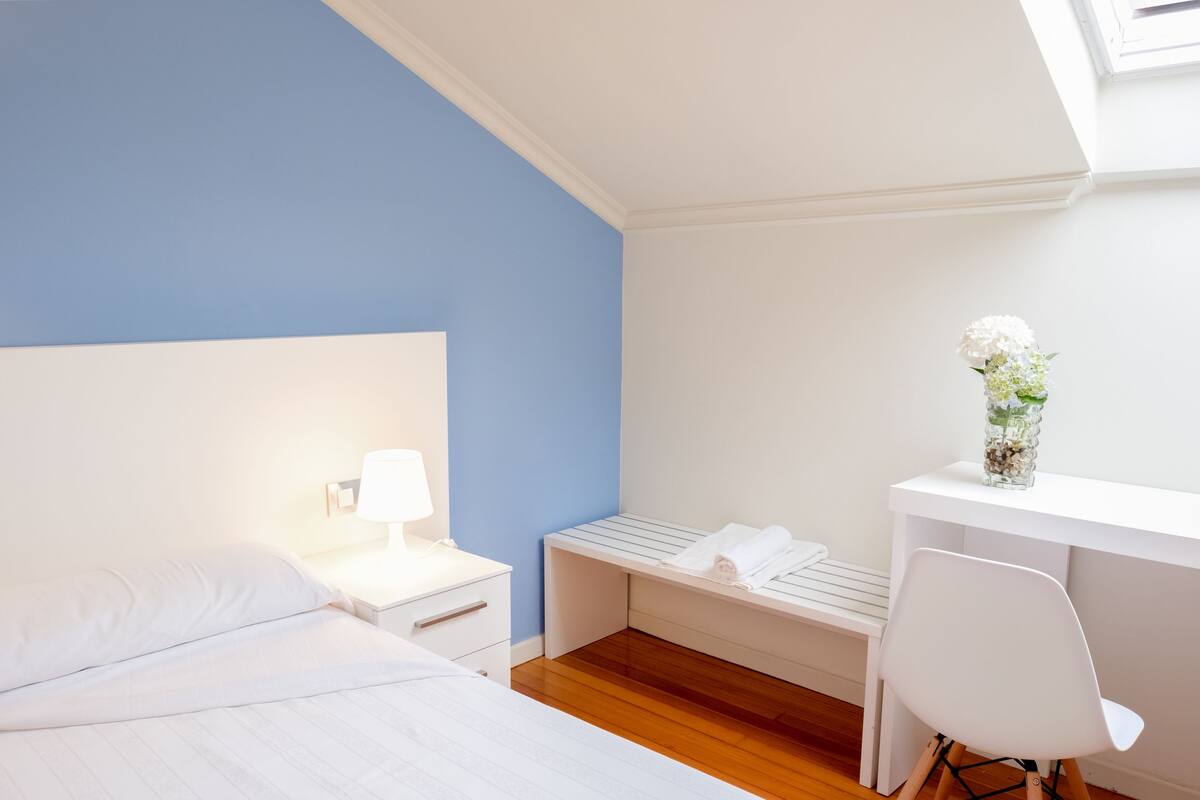 Zustellbetten, kostenloses WLAN, Bettwäsche