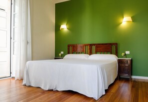 Zustellbetten, kostenloses WLAN, Bettwäsche