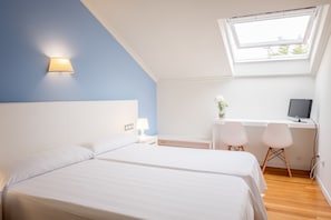 Zustellbetten, kostenloses WLAN, Bettwäsche