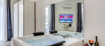 Gallery Suite Naples