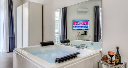 Gallery Suite Naples